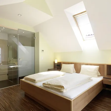 Pensión Skoff Original Winzerzimmer 3*