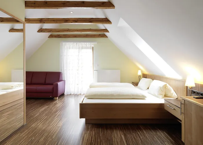 Gasthof Weingut Skoff Original